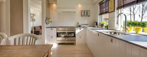 Bild Totalstäd AB (Foton Lokalvårdare, Bild Städföretag)