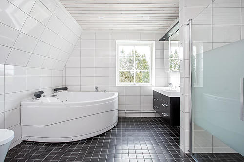 Bild Abeo AB (Foton Badrumsrenoverare, Bild Badrumsföretag)