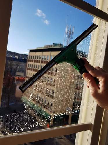 Bild Nordmiljö (Foton Lokalvårdare, Bild Städföretag)