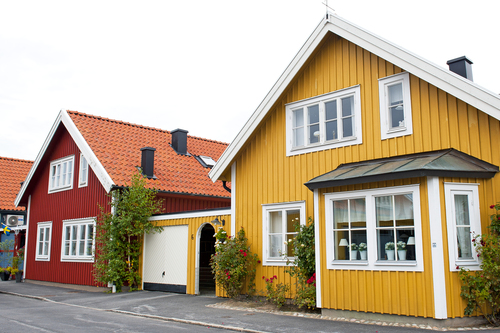 Guld hus med fina fönster