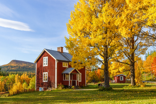 Måla huset på hösten 