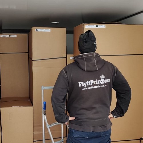 Omslagsbild till FlyttprinZen AB – Flyttare via Alla Flyttfirmor