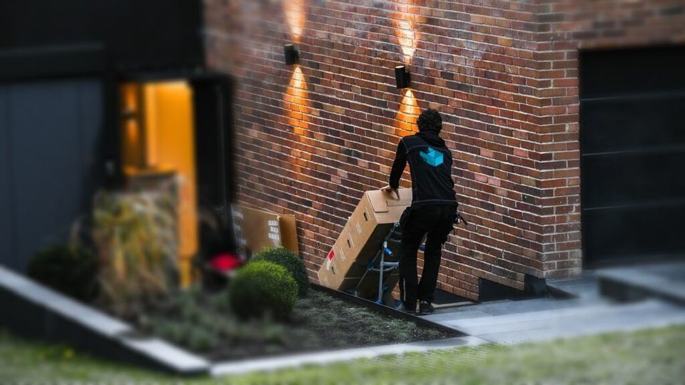 Bild på Excellent Moving Sweden AB – städare i Jordbro