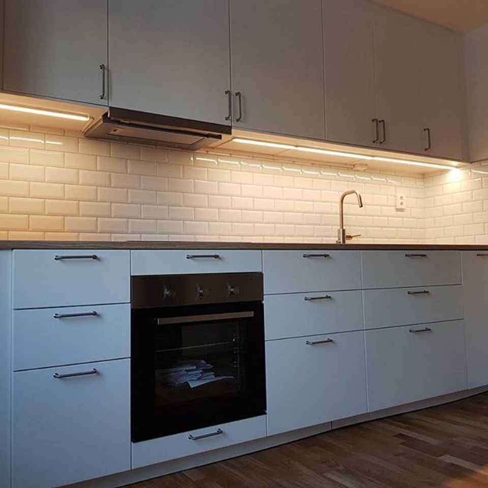 Företagsbild på KNG El Konsult och Installation AB – Ett elföretag i Stockholms län