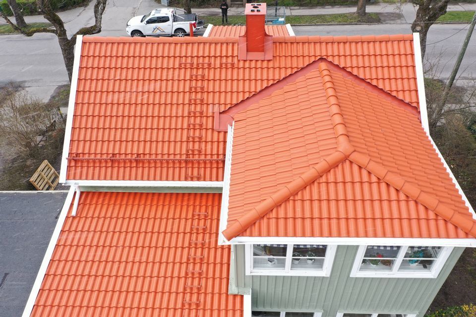 Företagsbild på MG Tak &amp; Bygg AB – Ett takföretag i Stockholms län 2022