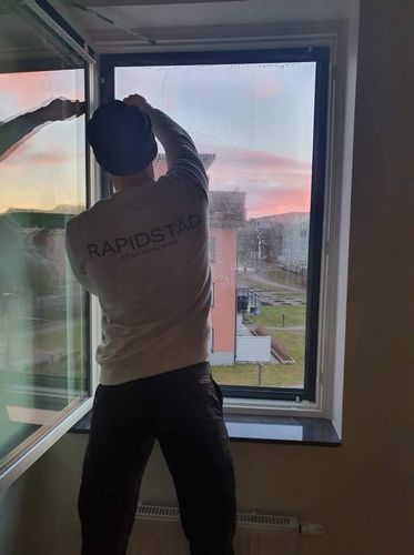 Företagsbild på Rapidstäd Stockholm AB – Ett städföretag i Solna 2022