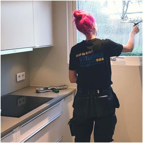 Företagsbild på Göteborgs Flyttstäd – En städare i Västra Götalands län