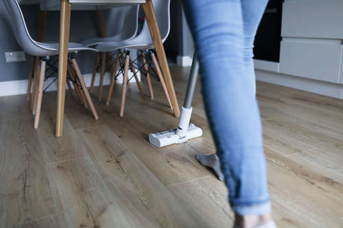 städning varannan vecka, städning en gång i månaden
