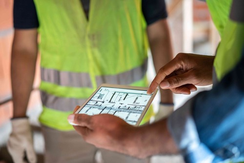 Från planering till färdigt projekt med byggföretag i Smedjebacken 