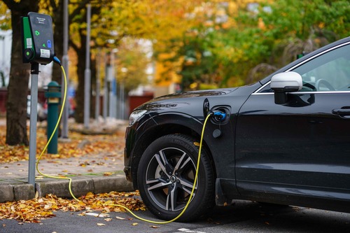Installationer av solceller,solcellsbatterier och laddboxar