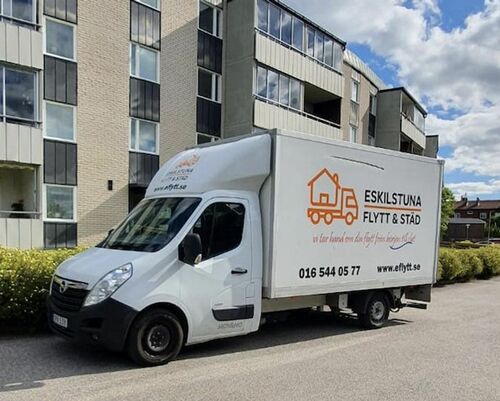 Företagsbild på Eskilstuna flytt & städ AB – Ett flyttföretag i Eskilstuna 2023