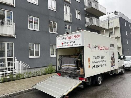 Företagsbild på 4Y Flytt & Städ Sverige AB – flyttare i Södermanlands län