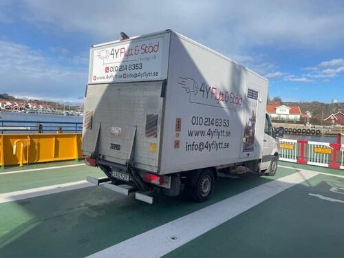 Företagsbild på 4Y Flytt & Städ Sverige AB – En flyttare i Södermanlands län