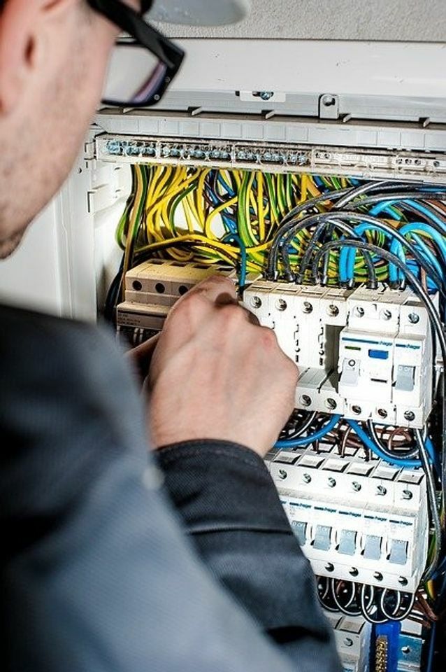 Företagsbild på Ampere-Experten – En elektriker i Stockholms län