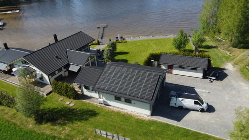 Bild solceller villa