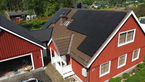 Bild solceller villa