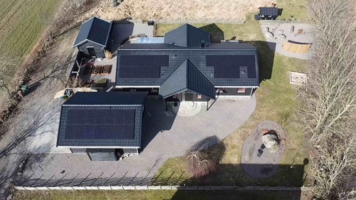 Bild solceller villa