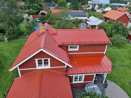 Företagsbild på Fastwash Sverige AB – Ett takföretag i Smedjebacken