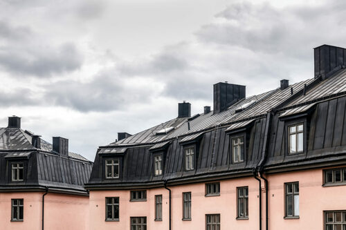 takläggare täby