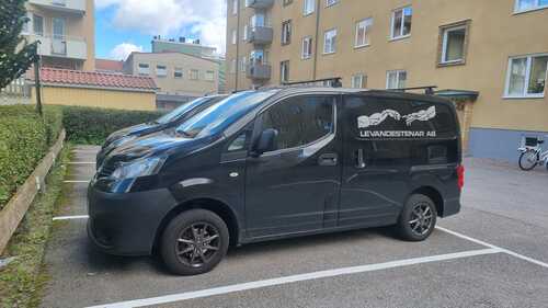 Kontakta oss