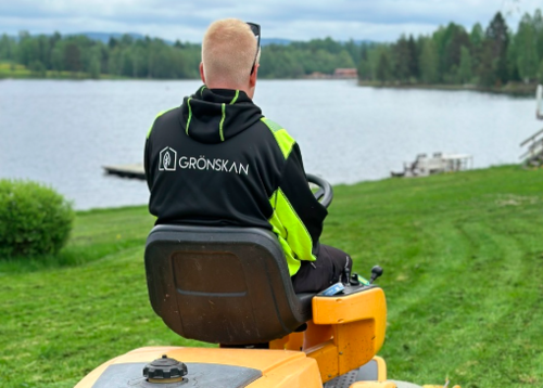 gräsklippning i Dalarna