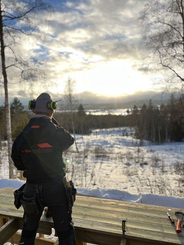 Hör av dig till oss