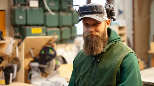 Företagsbild på Karlsson's Träkonstruktioner – Ett snickeriföretag i Östergötlands län