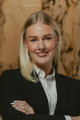 Märta på Granit & Marmor (Försäljning & köksdesign)