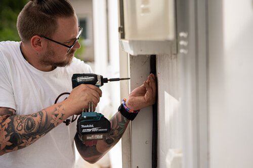 Tryggheten med att anlita en certifierad elektriker