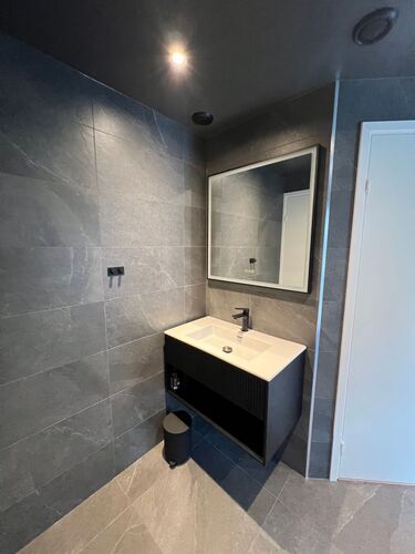 Företagsbild på Jh Byggmästare AB – Ett snickeriföretag i 