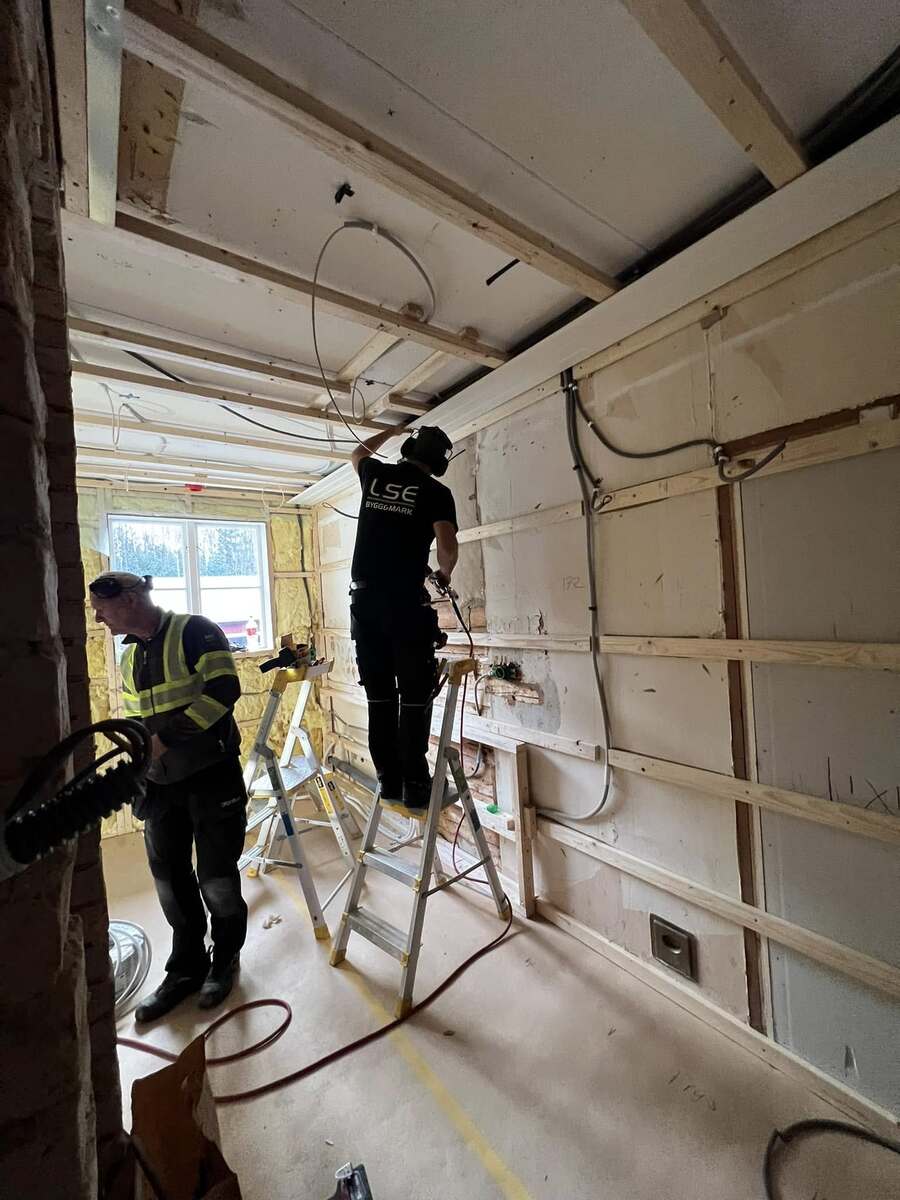 Företagsbild på LSE Mark AB – Ett snickeriföretag i Kalmar län 2025