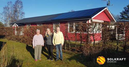 kunder som är nöjda med solceller på deras fritidshus