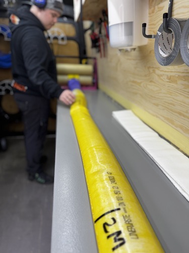 Gul reliningslang för invändig rörrenovering