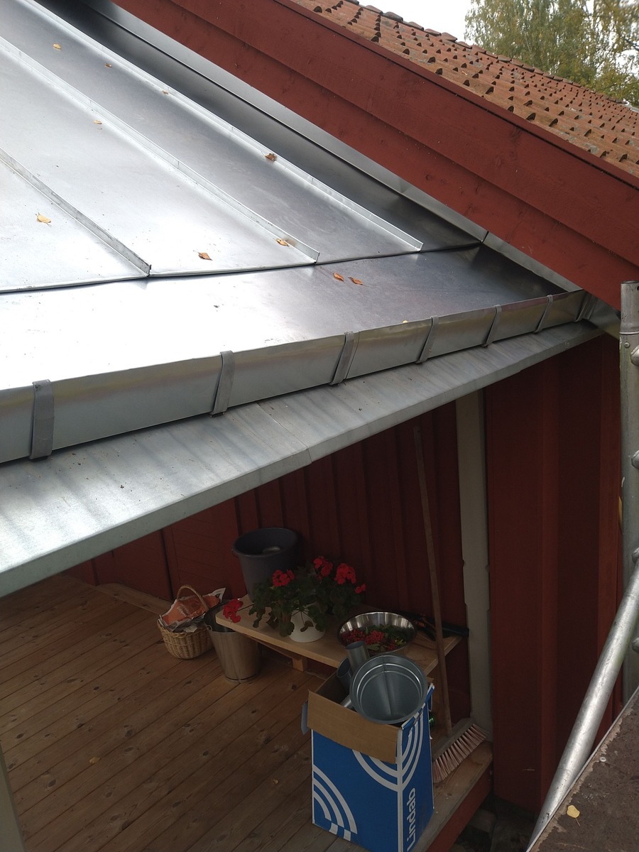 Företagsbild på Smedjebackens Byggplåt Aktiebolag – En takläggare i Dalarnas län