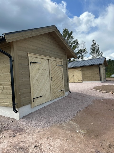 Företagsbild på Mas-Stugan Aktiebolag – En snickare i Dalarnas län
