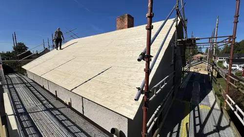 Företagsbild på Dr Tak AB – Ett takföretag i Örebro län