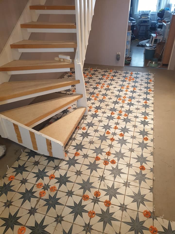 Företagsbild på Säters Golvtjänst Aktiebolag – Ett badrumsföretag i Dalarnas län 2025