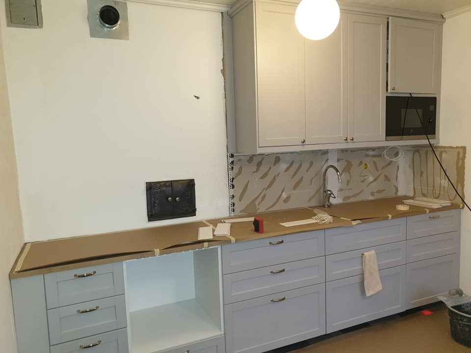 Företagsbild på Säters Golvtjänst Aktiebolag – En badrumsrenoverare i Dalarnas län