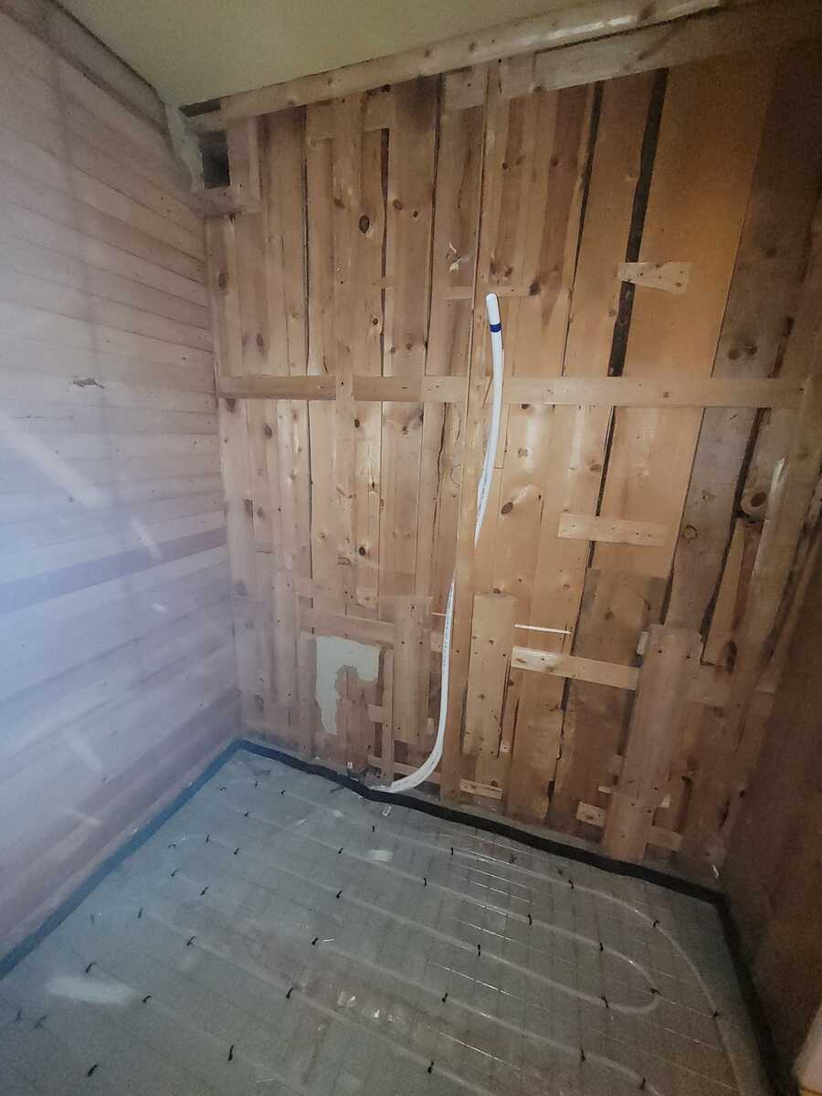 Företagsbild på Säters Golvtjänst Aktiebolag – Ett badrumsföretag i Dalarnas län