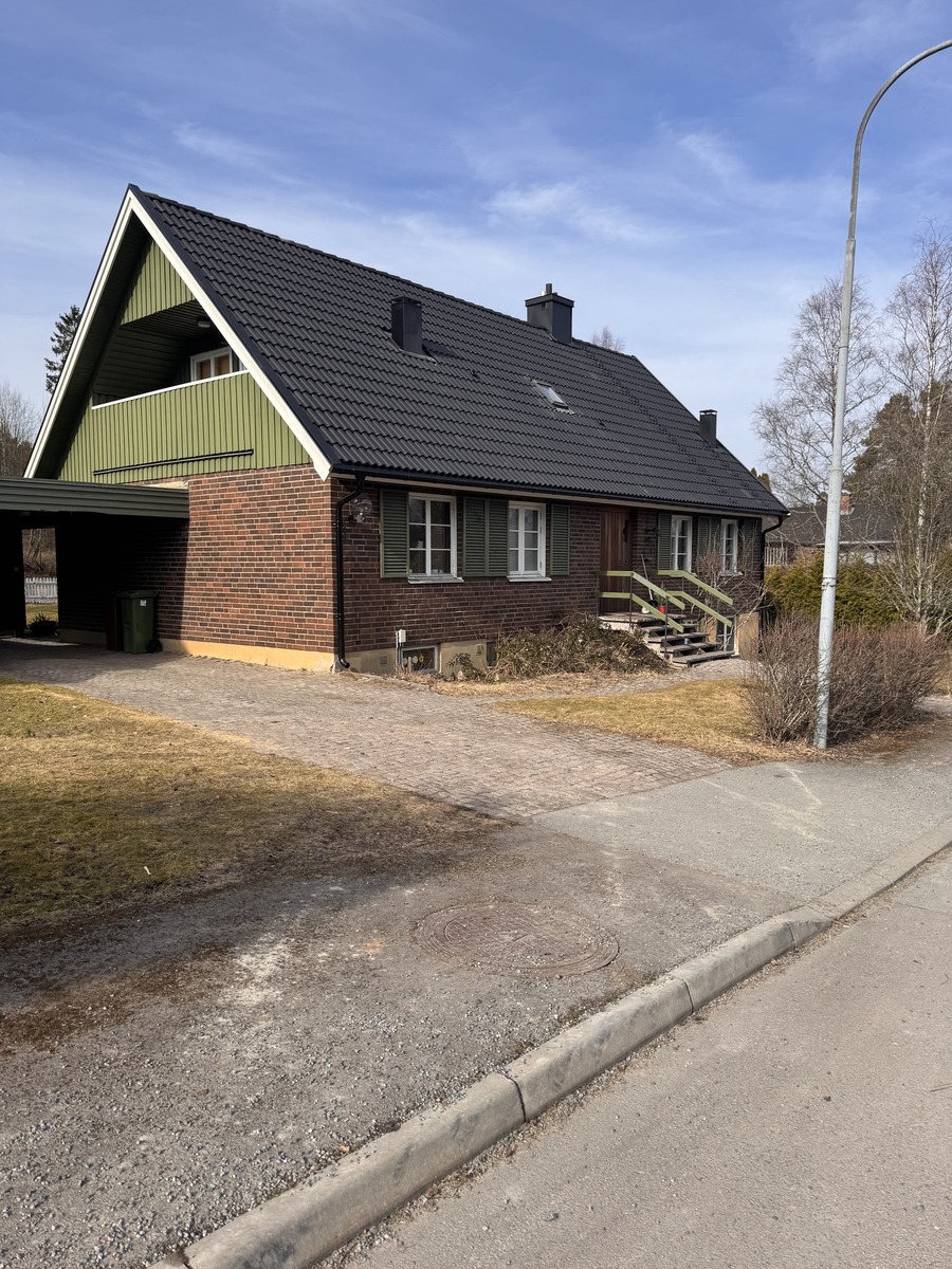 Företagsbild på Juhlins Bygg AB – Ett snickeriföretag i Värmlands län