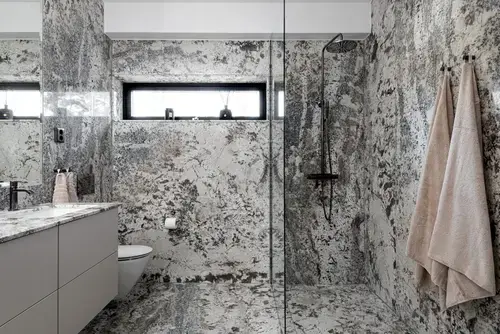 Företagsbild på Granit & Marmor – Ett snickeriföretag i Östergötlands län