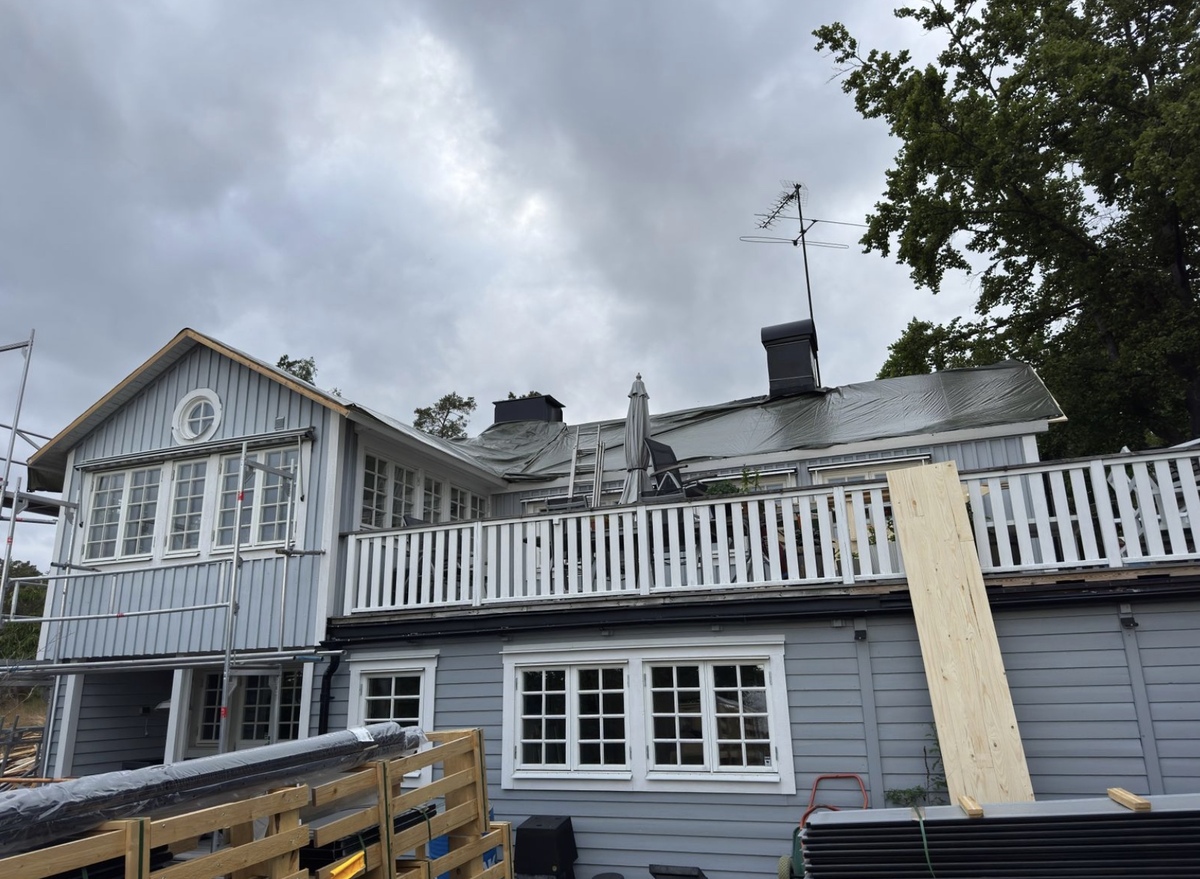 Byta tak i Lidingö