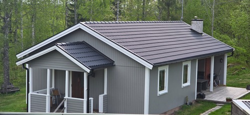 Enplansvilla med nytt tak installerat av Trygga Tak