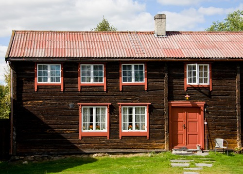 Köpa nya fönster eller utföra fönsterrenovering - så säger våra experter