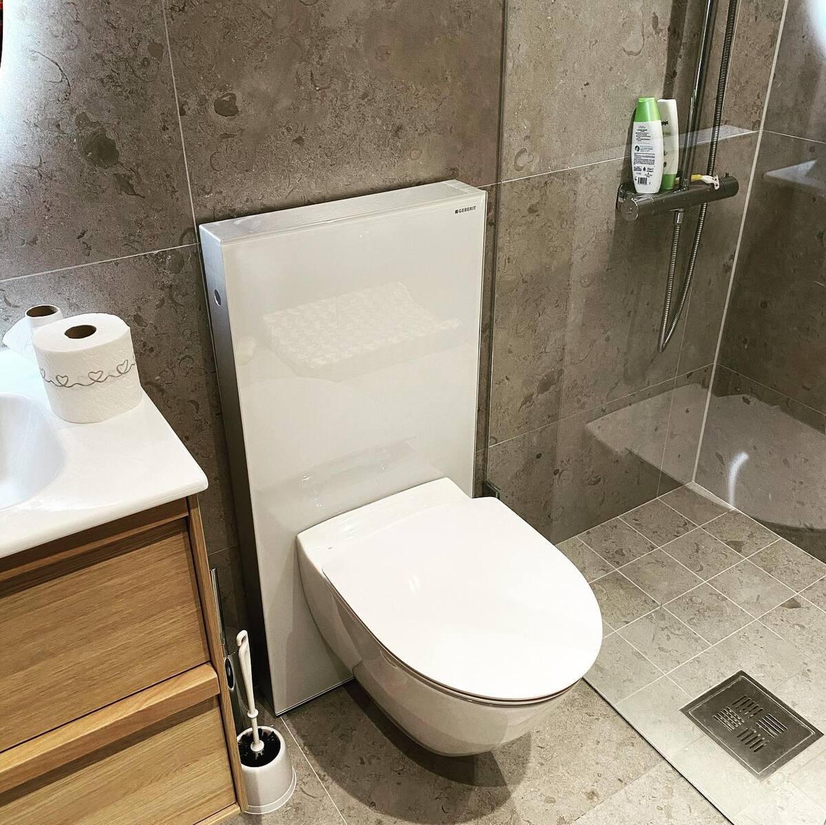 Företagsbild från DBH Bygg och Plattsättning AB