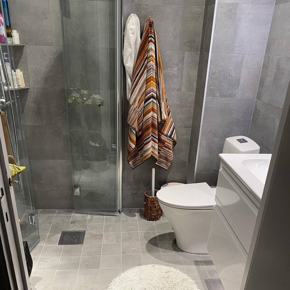 Företagsbild från DBH Bygg och Plattsättning AB