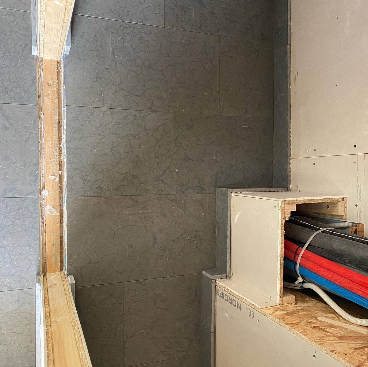 Företagsbild från DBH Bygg och Plattsättning AB