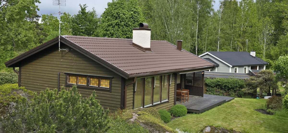 Enplansvilla med nytt yttertak renoverat av Trygga Tak