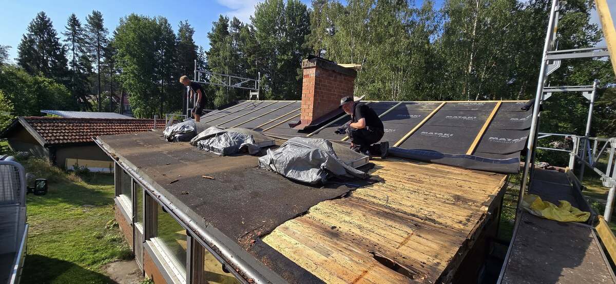 Takrenovering på villa utförd av Trygga Tak