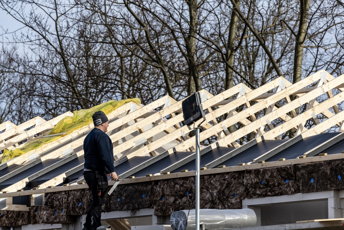Underarbete med läkt vid takrenovering utfört av Trygga Tak